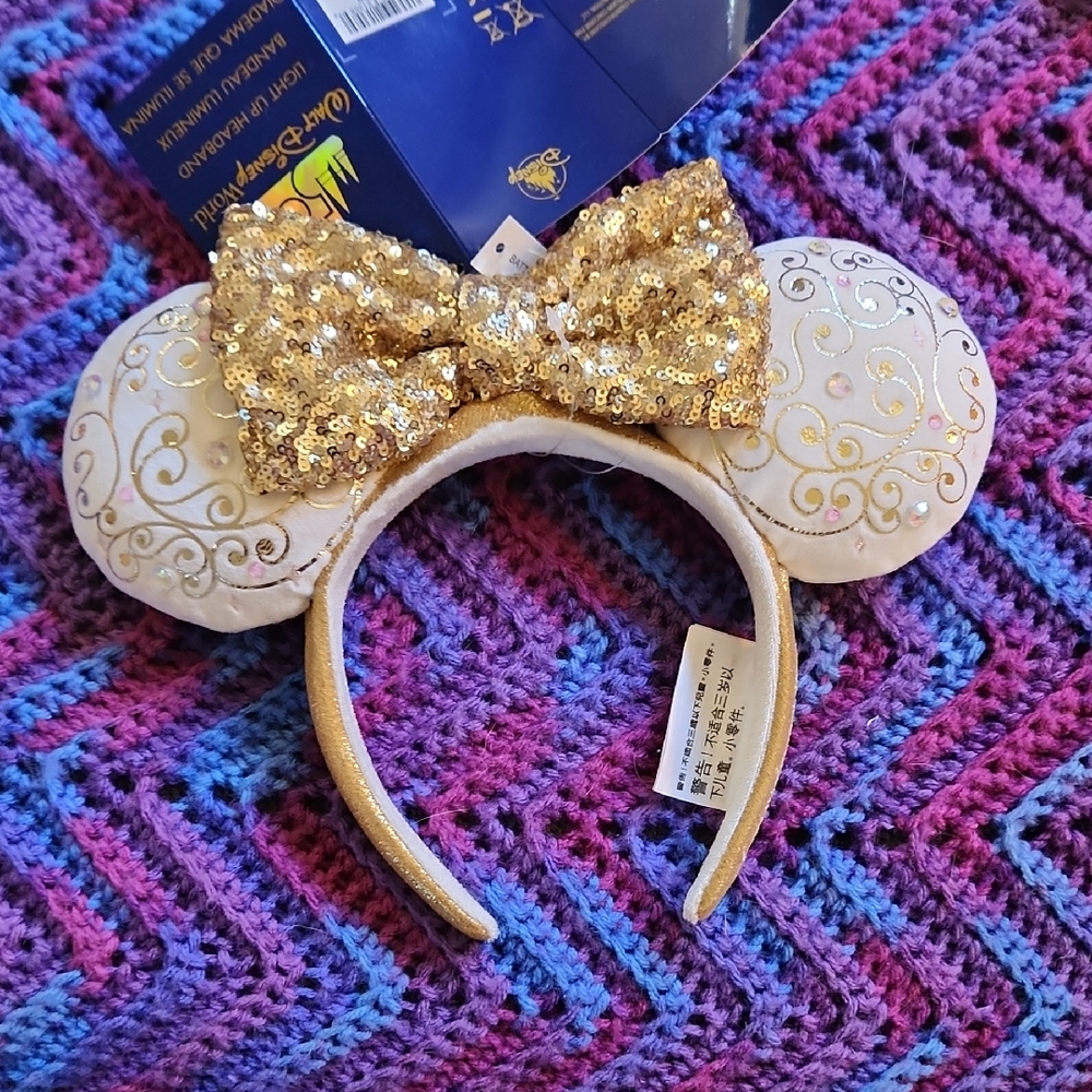 NWT Disney Gold Sequin Bow Light Up Ear Headband, 50th Anniversay